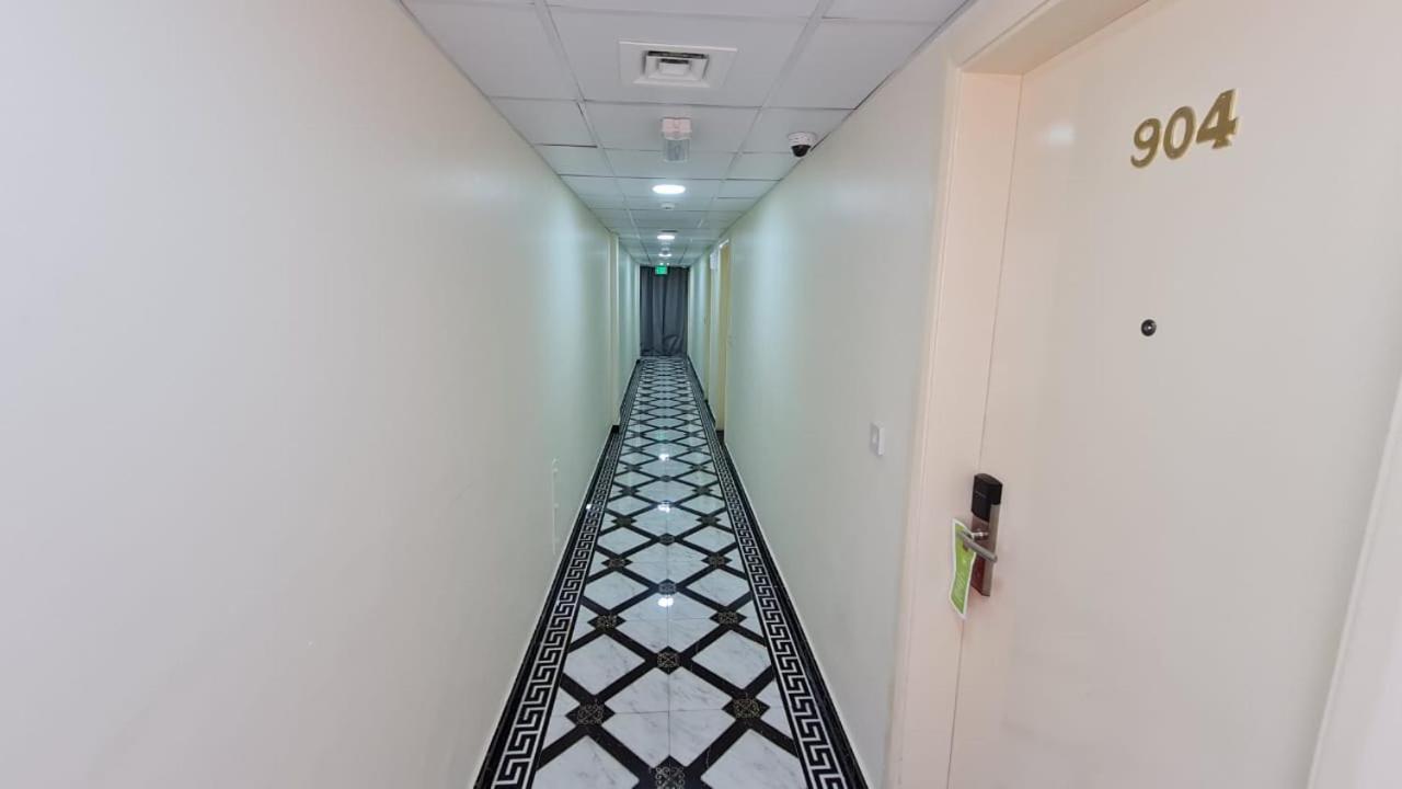 Phoenicia Grand Hotel Dubai Buitenkant foto